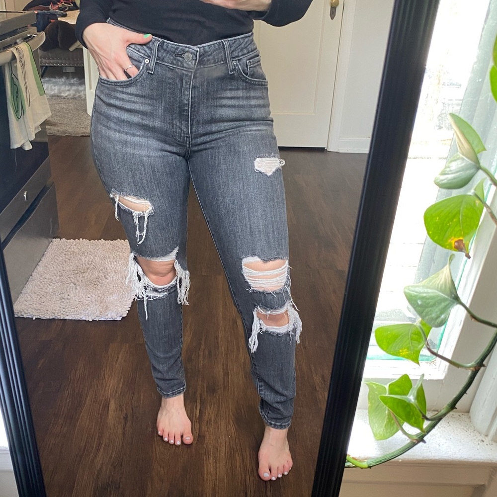 High waisted Levi’s stretchy ripped skinny Jeans